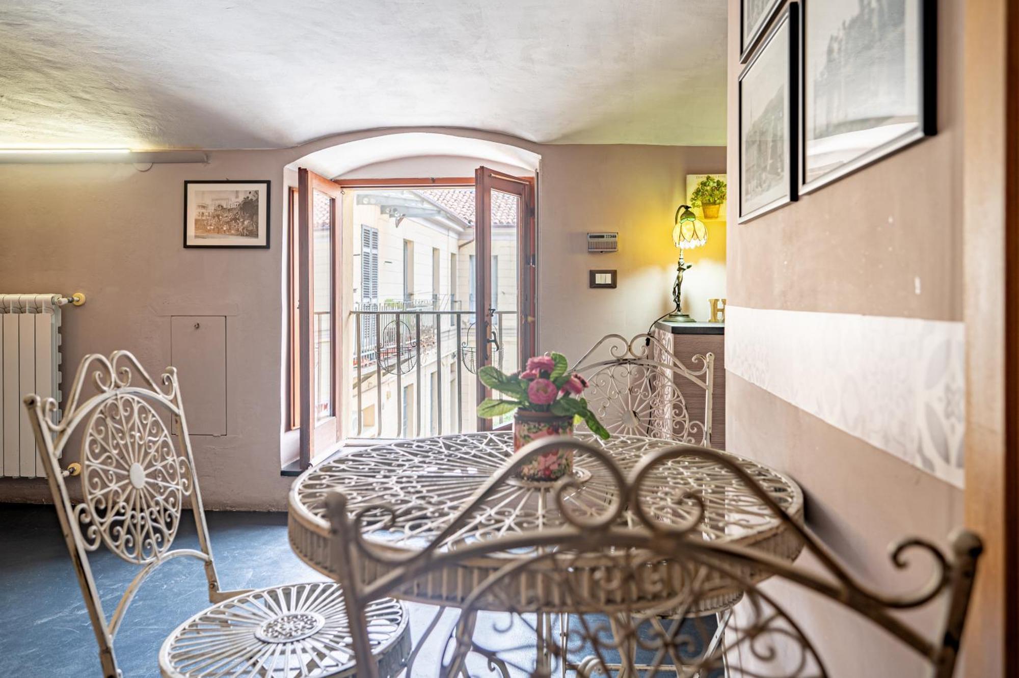 Loft Verga, Cuore E Stile In Centro A Torino Exterior foto